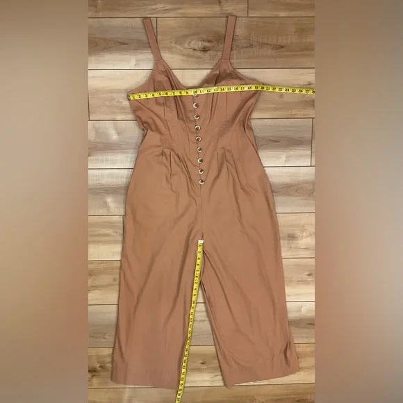 NWT Universal Thread “Iced Tea” Sleeveless Pleated Button Up Jumpsuit Size 16 - Picture 5 of 9